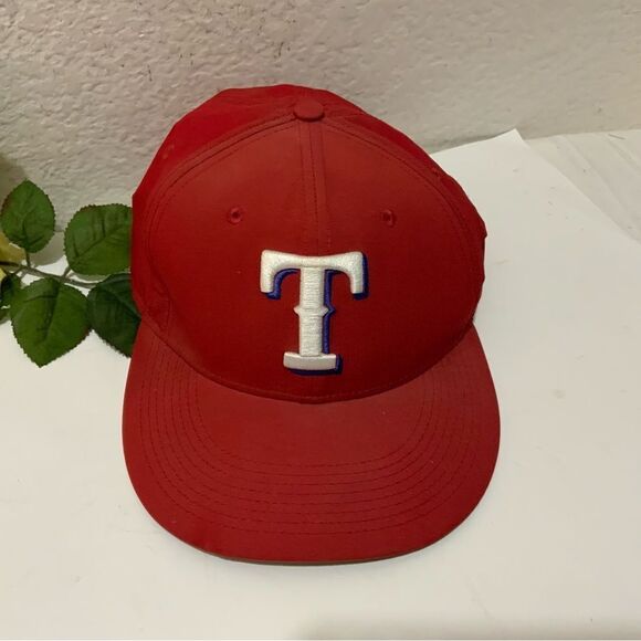 Nike TRU Dri-Fit Texas Rangers MLB Red white Baseball Cap adjustable - Picture 2 of 7